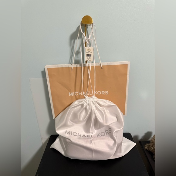 Michael Kors Novelty “Las Vegas” limited Edition Bag Full Inclusion NWT! - Picture 9 of 9